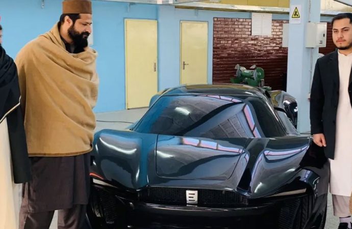 افغانستان سوپر موټر نندارې ته وړاندې کړ