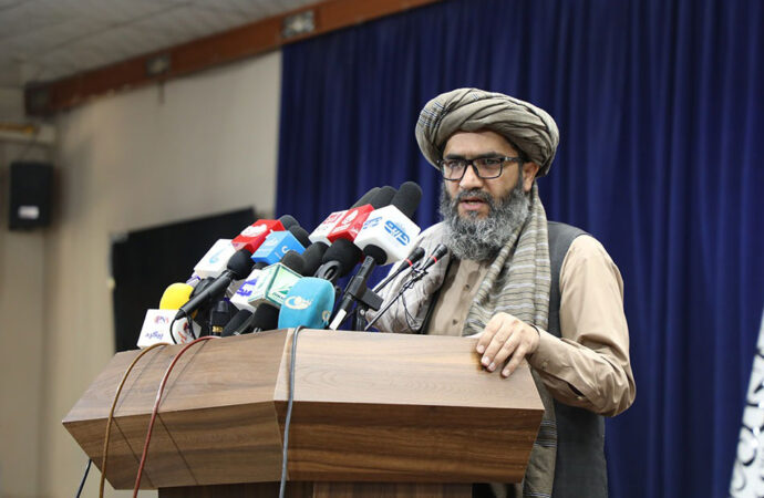 د هېواد ټولو پوهنتونونو ته لابراتوارونه جوړیږي