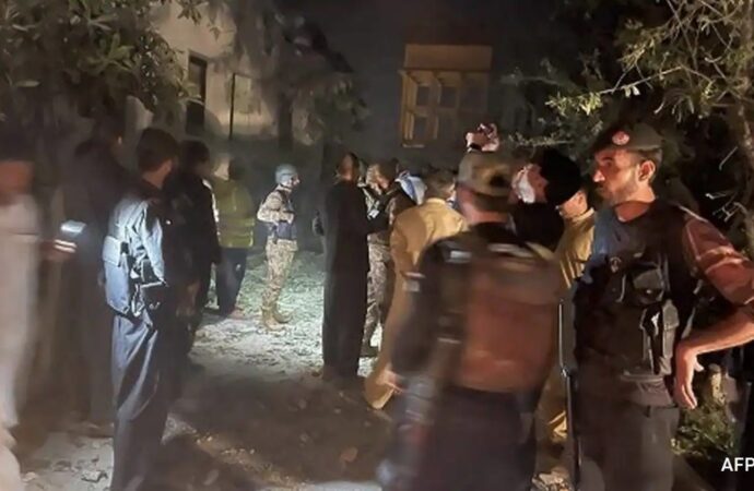 پاکستان کې د یو چاودنې له کبله ۸ تنه وژل شوي
