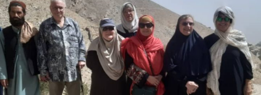 د پروان د توپ درې له تاریخي استوپې څخه ۷ بهرنيو سیلانیانو لیدنه وکړه