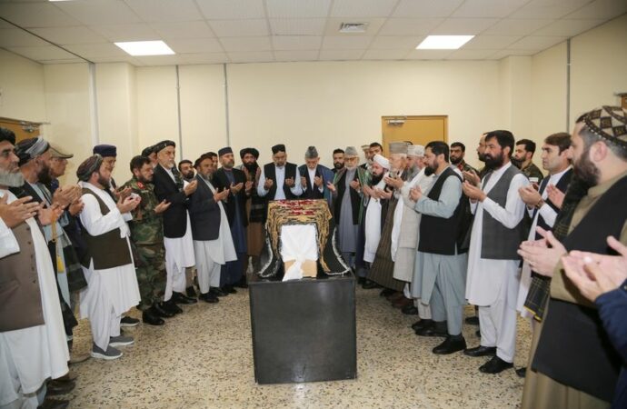 د میرویس ظاهر جنازه په کابل کې خاورو ته وسپارل شو