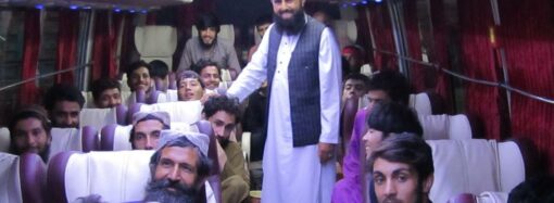 د کراچِي ښار له محابسو څخه د 100 تنو بندیانو خلاصون