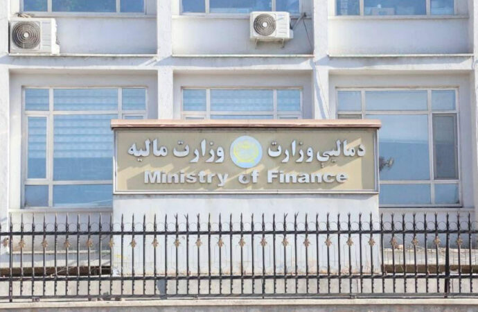 ماليې وزارت: روان کال د ۹۴ زره ټنو قاچاقي توکو مخه نیول شوې
