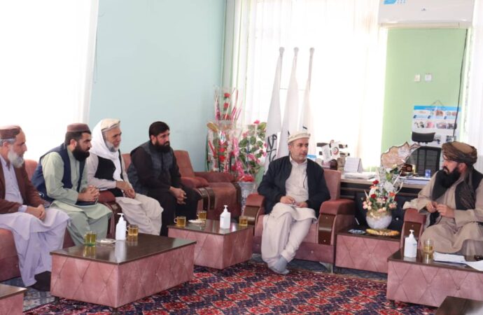 د عامې روغتیا وزارت مسؤلینو ننګرهار ته د ملاریا وضعیت ارزولو په موخه سفر وکړ