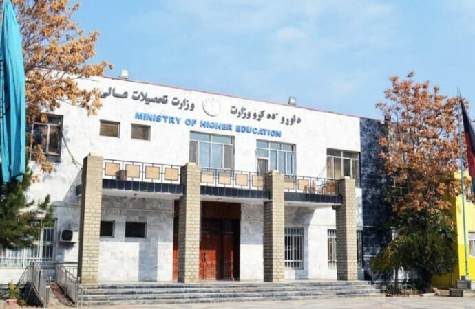 پر تحصیلي نصاب د بیا کتنې چارې ۷۰ سلنې مخته تللي