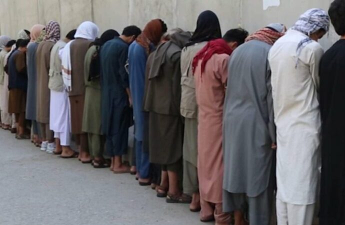 وزارت داخله از بازداشت ۴۰ تن در پیوند به جرایم جنایی در ولایت‌های مختلف کشور خبر داده است