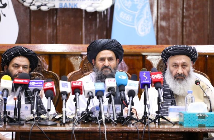 برادر: افغانستان در بخش اقتصاد در حال پیشرفت است