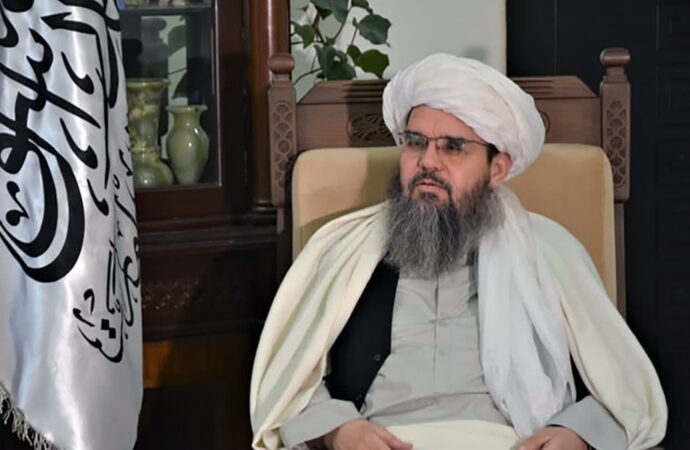 کانلر و پترولیم وزیرلیگی سرپرستی قیرغیزستان‌لیک کانلر شرکتی باشلیغی بیلن اوچره شگن