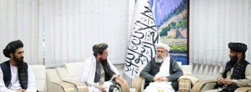 ریاست‌الوزرا اداری اۉرین‌باسری عبدالسلام حنفی، ‎پاکستان کراچی شهریده ‎افغانستان باش قونسلی عبدالجبار بیلن اوچره‌شدی.