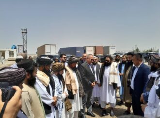 اوزبیکستان، یک محموله‌ی ۲۰۰تُنی کمک‌های انسان‌دوستانه را به بلخ فرستاد.